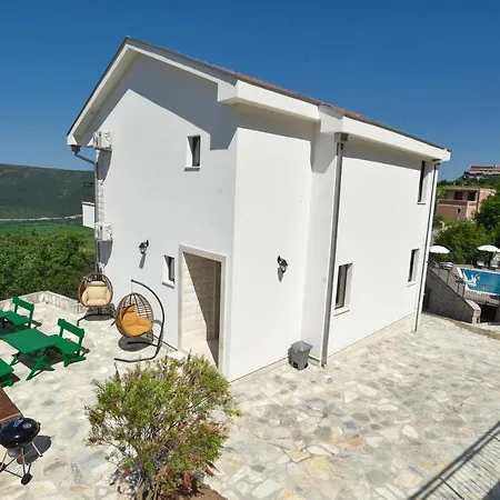 Andrea 1 Villa Budva